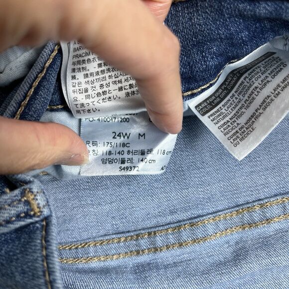 Levis Jeans Womens Plus Size 24W (42x 28) Classic Straight Blue Denim Stretch - Picture 4 of 11